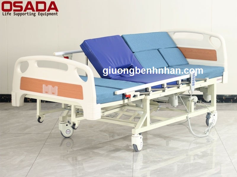 giường khuyến mãi